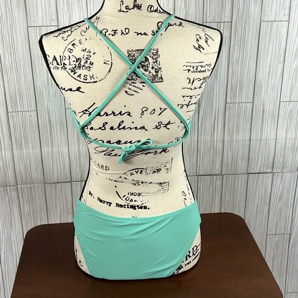 Mocean Bikini set - Picture 2 of 6